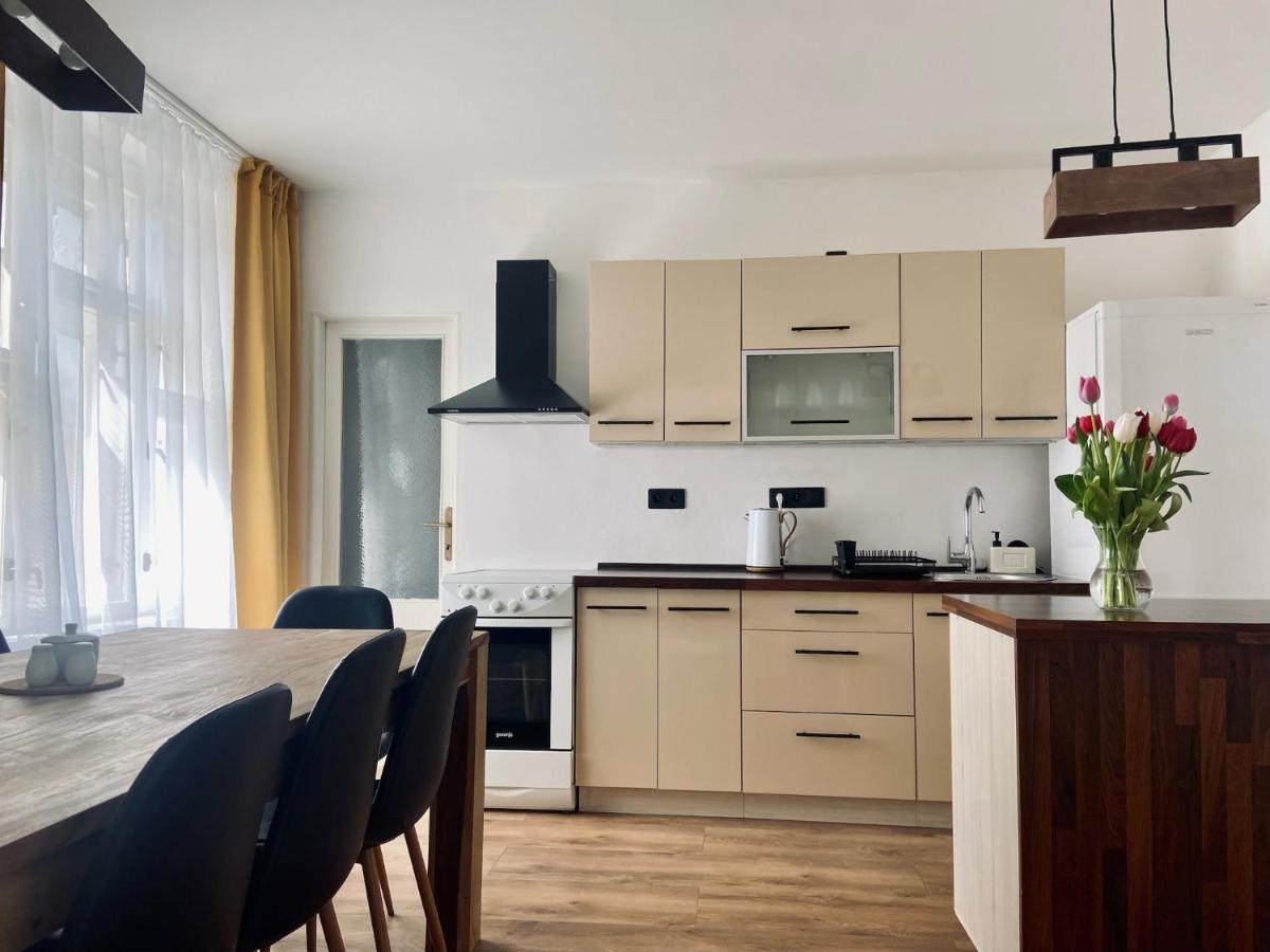 Apartman Teplice Nad Metuji Ngoại thất bức ảnh
